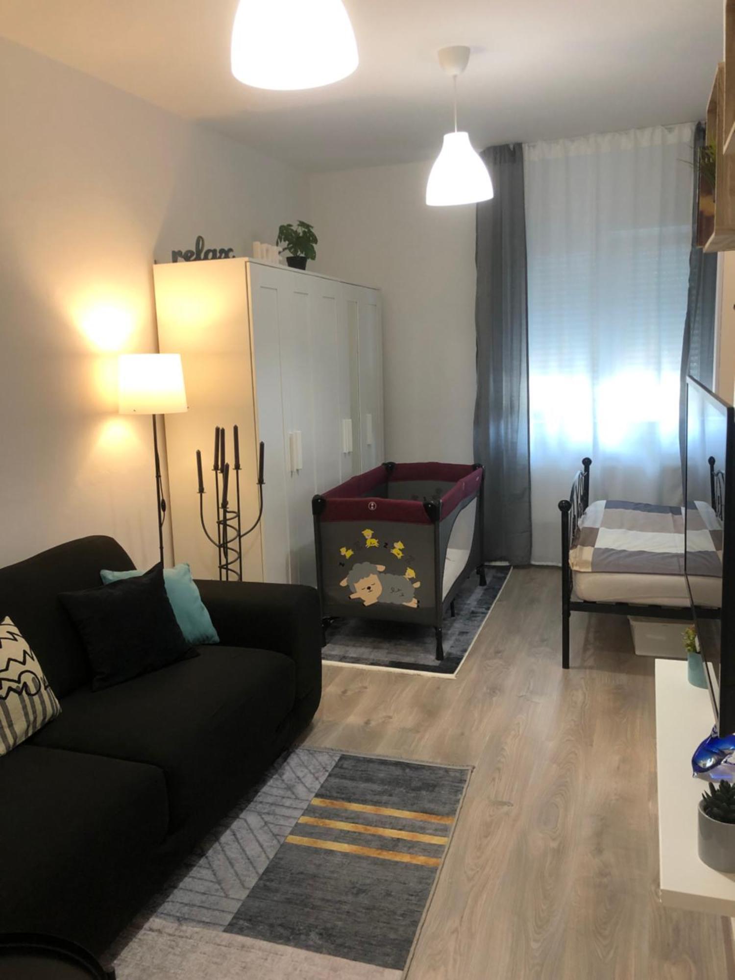 Studio Stipe- With Free Parking, Self Check-In 0-24 ザグレブ エクステリア 写真